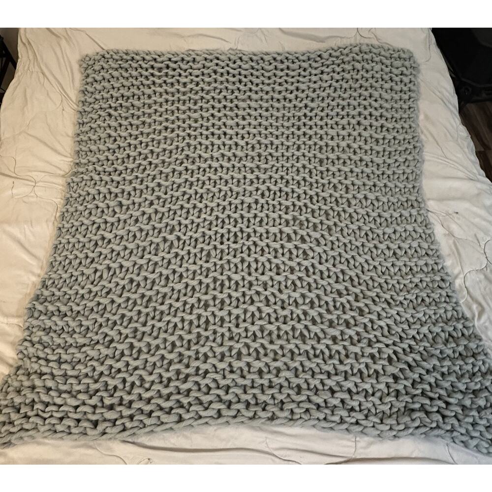 GRANDINROAD ADELINE LIGHT GRAY CHUNKY (1) THROW BLANKET 50 X 60 POLY/ACRYLIC